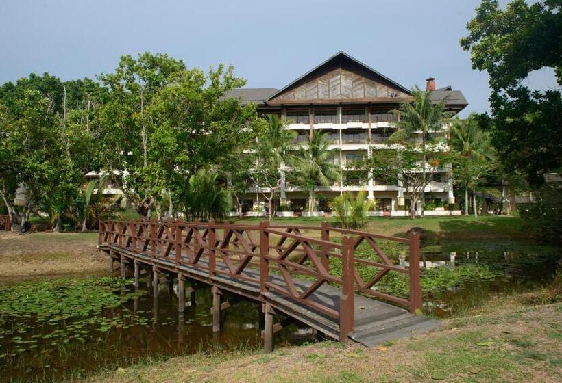 Nexus Resort & Spa Karambunai