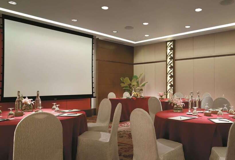 אתר נופש Shangri La Rasa Ria, Kota Kinabalu