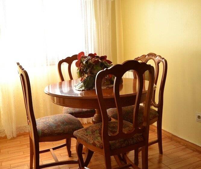 فندق Agroturismo Donibane