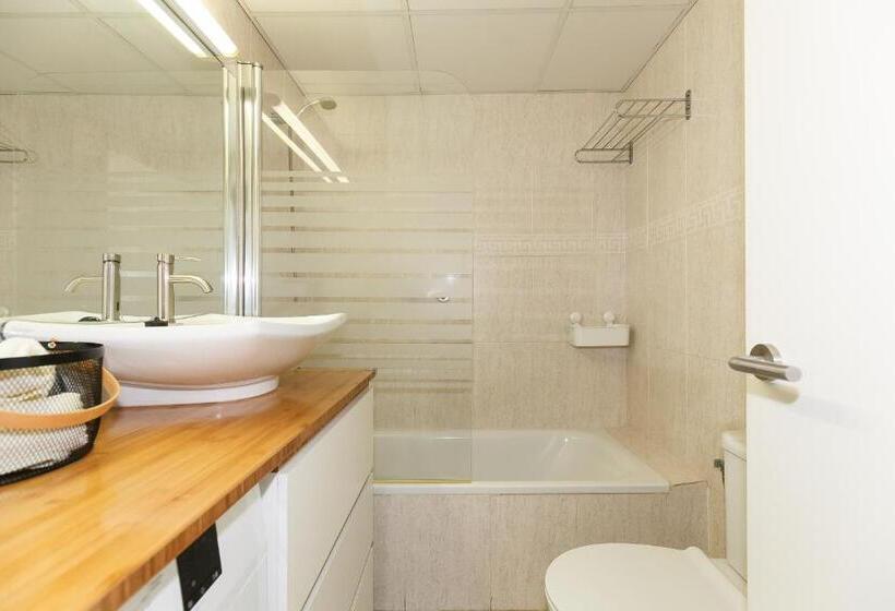 Uhc Michelangelo Apartments