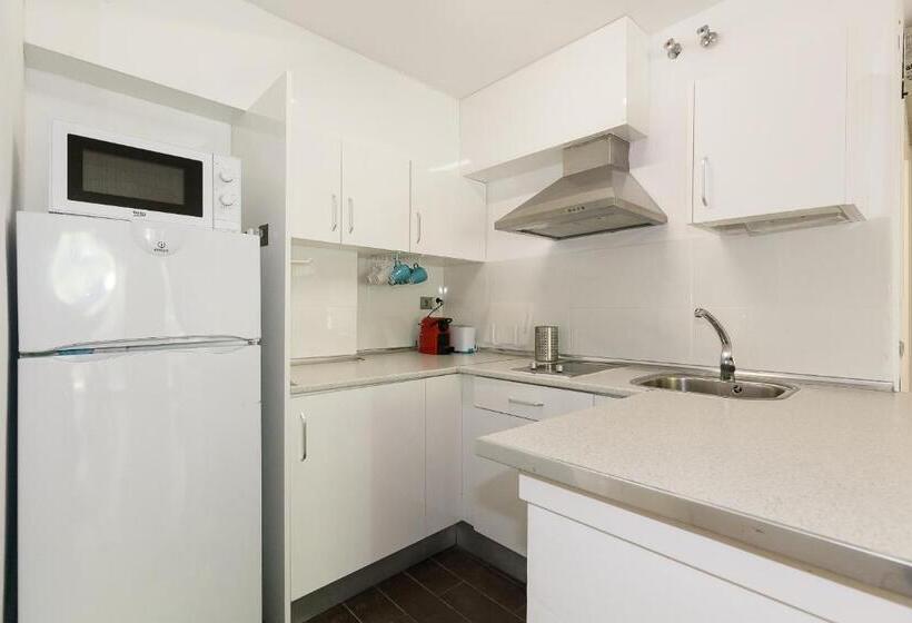 Uhc Michelangelo Apartments