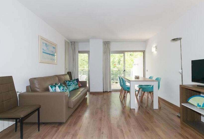 Uhc Michelangelo Apartments