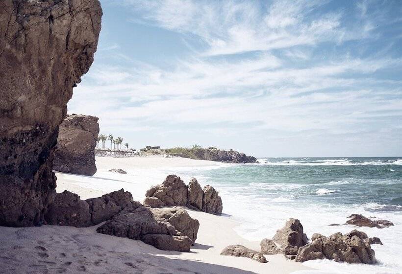 Four Seasons Resort Punta Mita