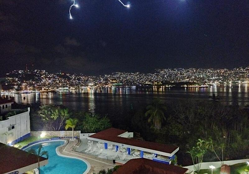 فندق Aristos Acapulco