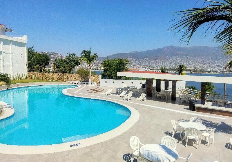 فندق Aristos Acapulco