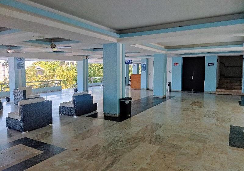 فندق Aristos Acapulco