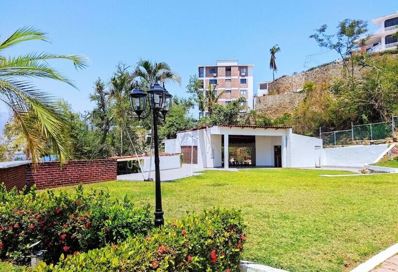 فندق Aristos Acapulco
