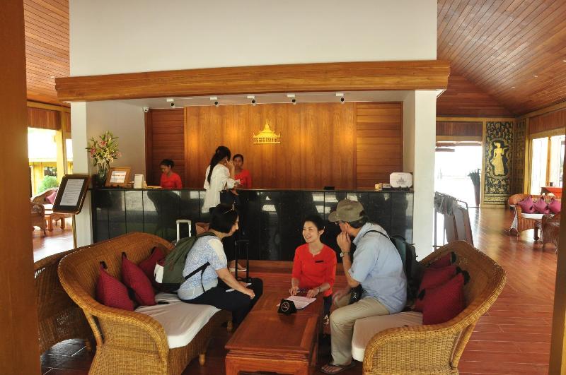 Отель Bagan Thiripyitsaya Sanctuary Resort