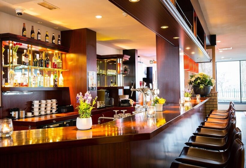 Bastion Hotel Dordrecht Papendrecht