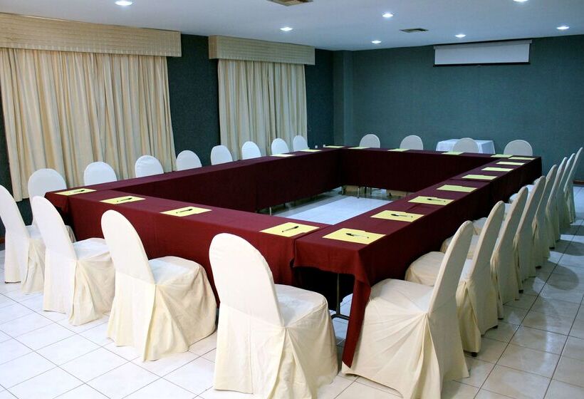 ホテル Best Western Plus Plaza Florida & Tower