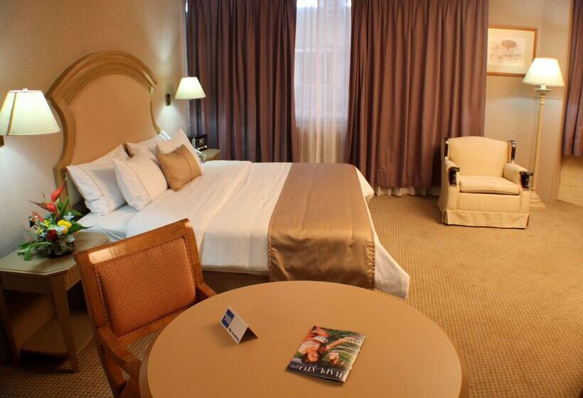 ホテル Best Western Plus Plaza Florida & Tower