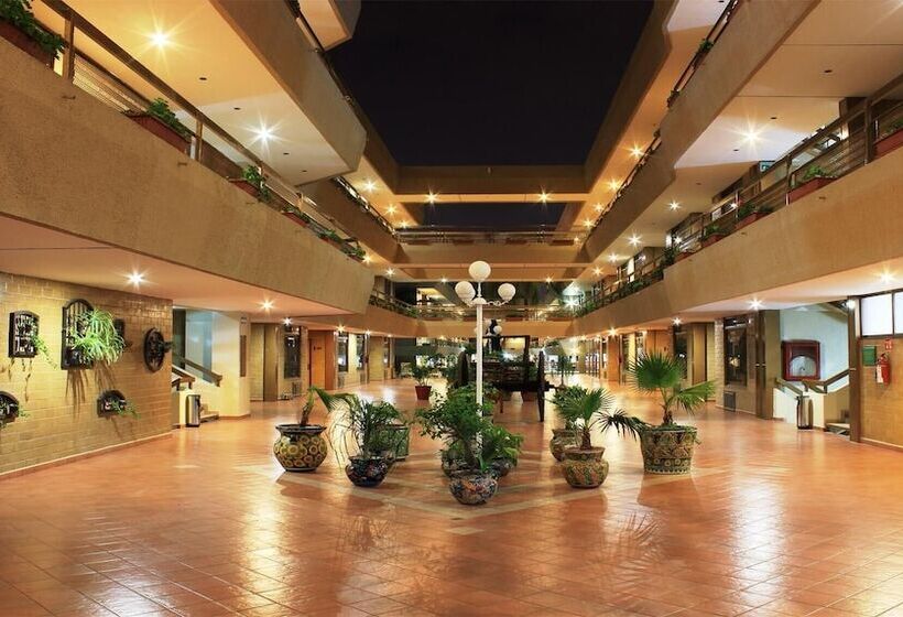 ホテル Best Western Plus Plaza Florida & Tower