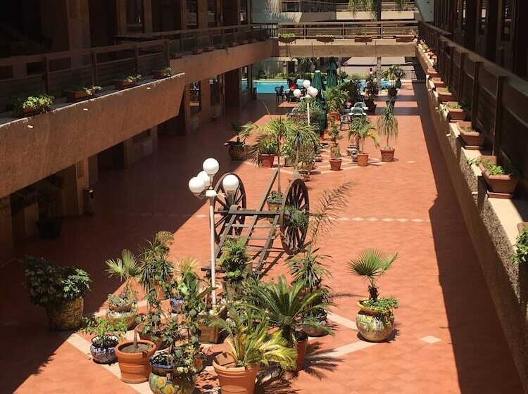 ホテル Best Western Plus Plaza Florida & Tower