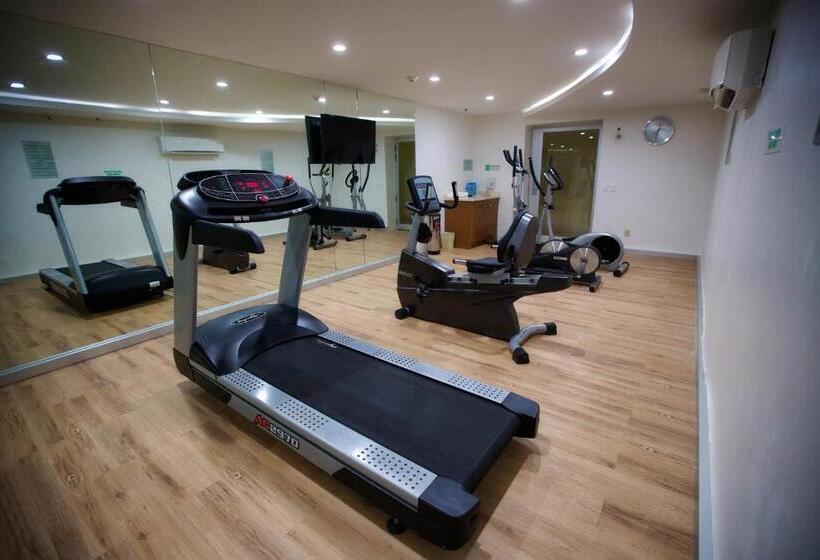 酒店 Continental Caribe Bay