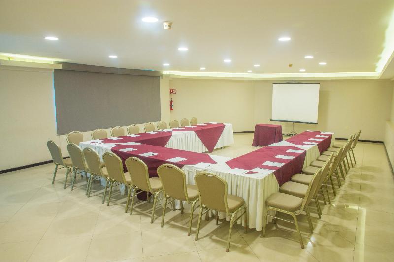 酒店 Continental Caribe Bay