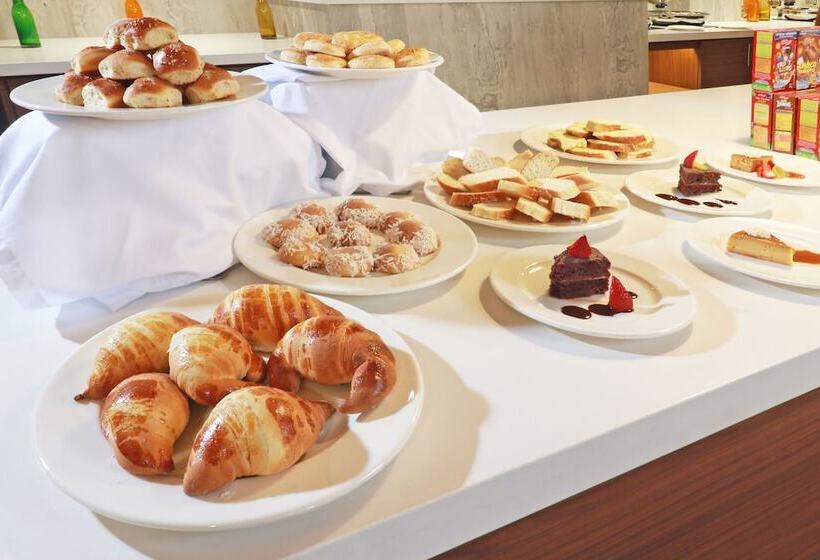 酒店 Holiday Inn   Ciudad Juarez, An Ihg