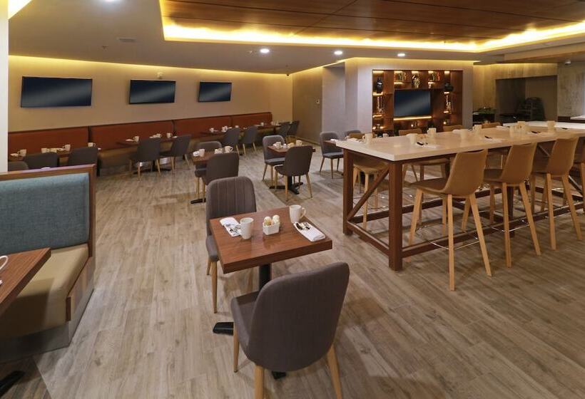 酒店 Holiday Inn   Ciudad Juarez, An Ihg