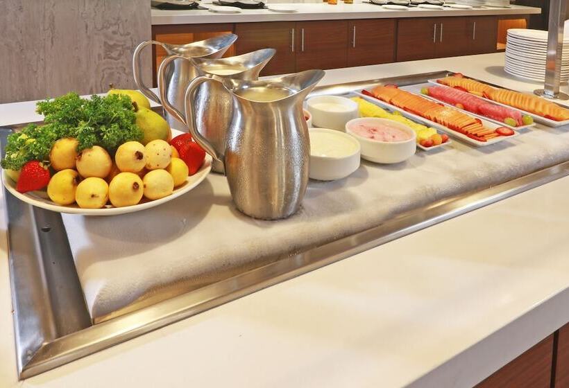 酒店 Holiday Inn   Ciudad Juarez, An Ihg