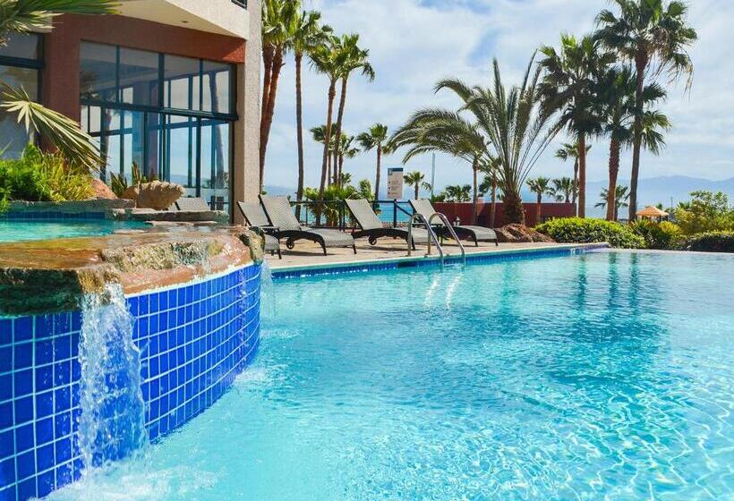 ホテル Coral & Marina