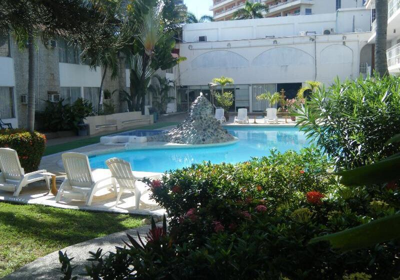 Отель El Tropicano