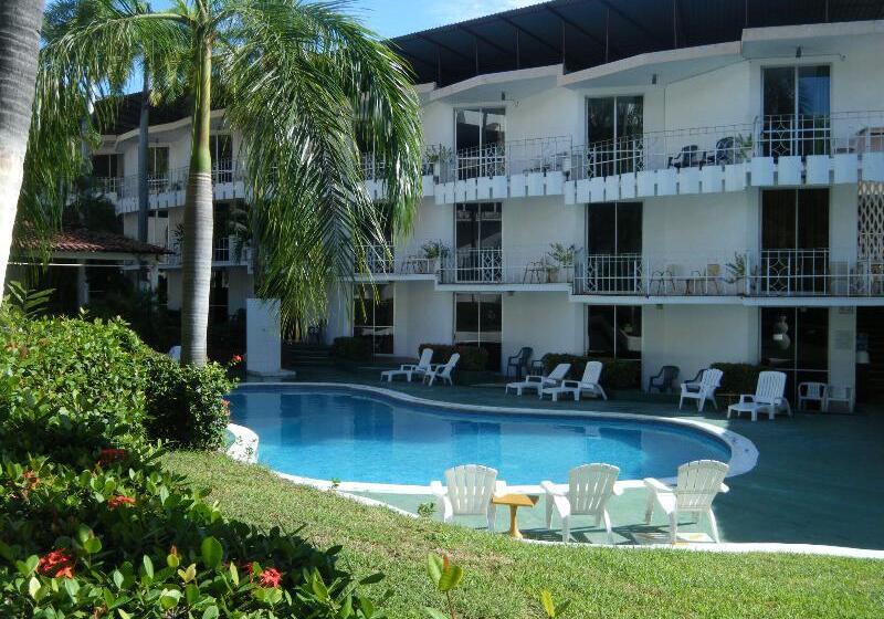 Отель El Tropicano