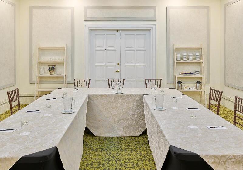 هتل Fiesta Americana Aguascalientes