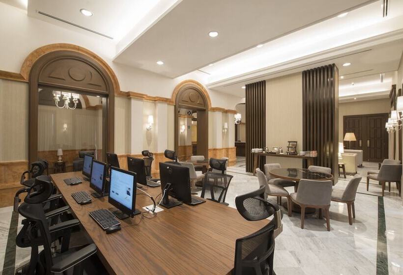 Отель Fiesta Americana Merida