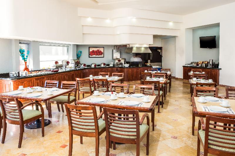 هتل Fiesta Inn Express Chihuahua