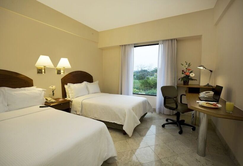 هتل Fiesta Inn Colima