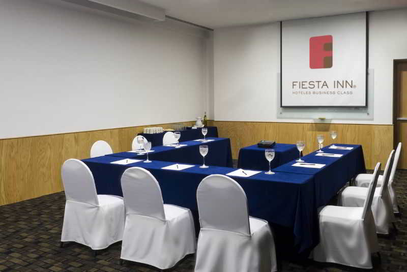 ホテル Fiesta Inn Leon