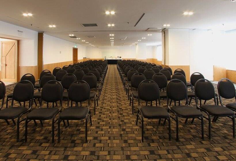 ホテル Fiesta Inn Tlalnepantla