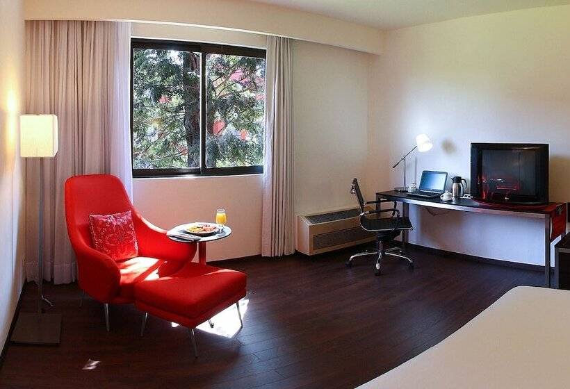 ホテル Fiesta Inn Xalapa