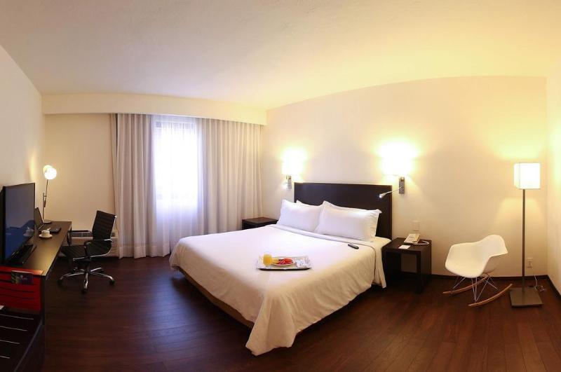 ホテル Fiesta Inn Xalapa