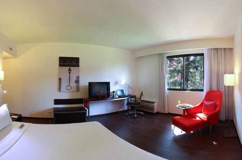 ホテル Fiesta Inn Xalapa