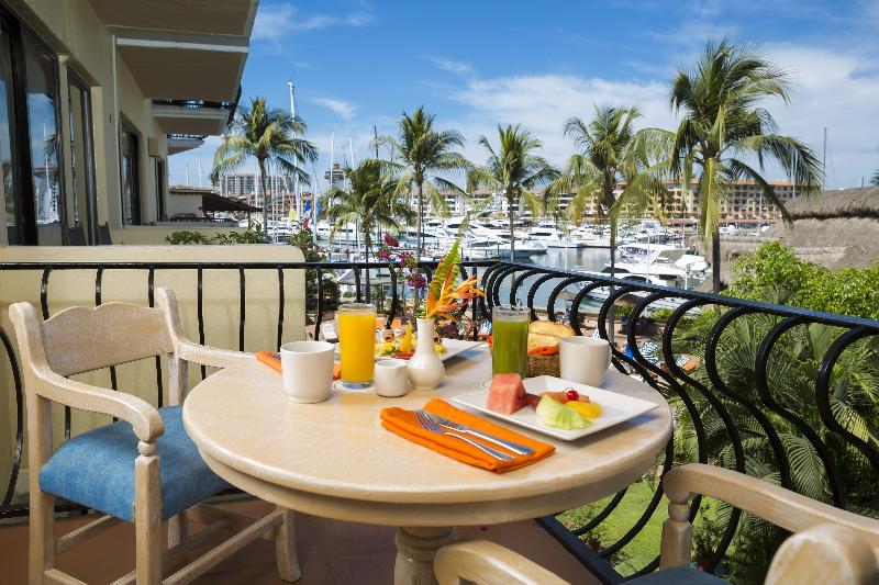 Flamingo Vallarta Hotel & Marina