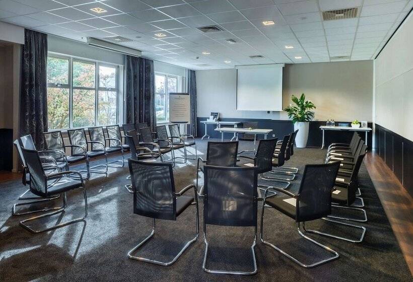 هتل Golden Tulip Ampt Van Nijkerk