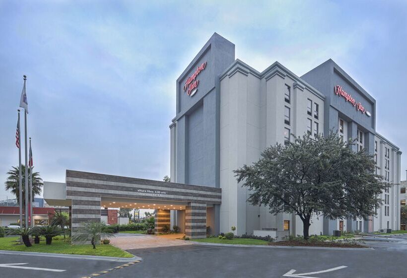 ホテル Hampton Inn By Hilton Monterrey/galeríasobispado