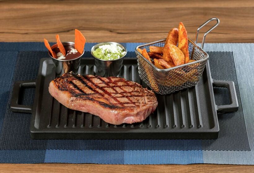 هتل Hilton Mexico City Airport