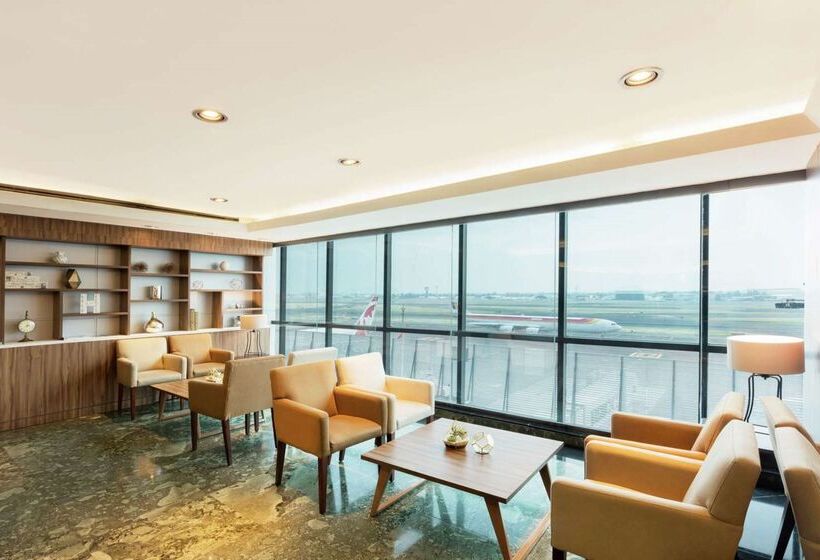 هتل Hilton Mexico City Airport