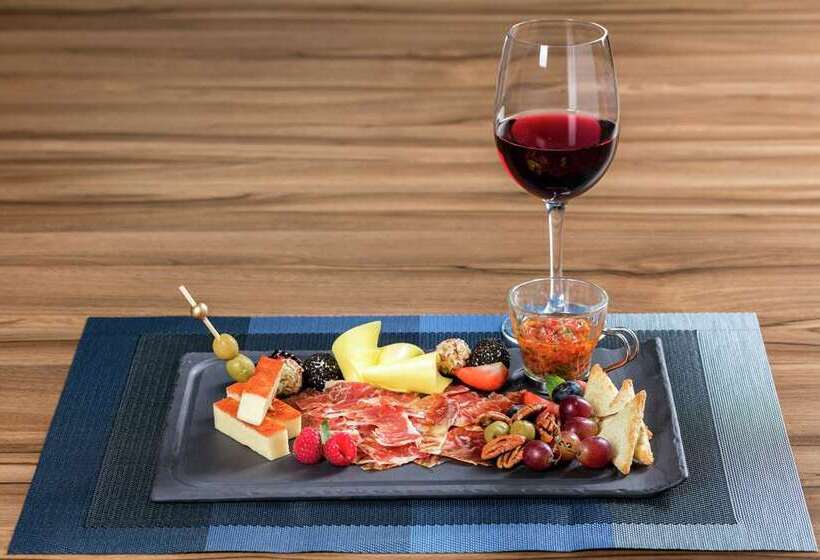 هتل Hilton Mexico City Airport