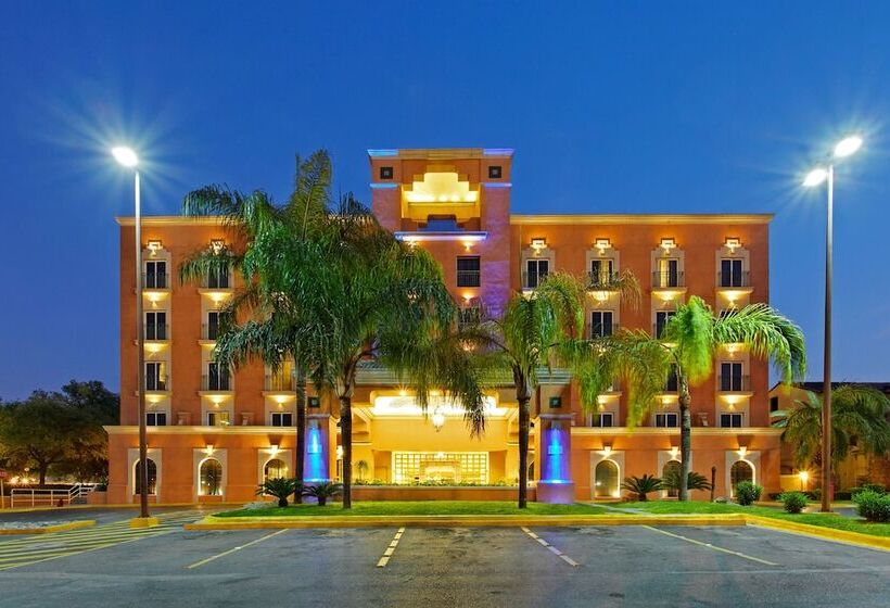 호텔 Holiday Inn Express Monterrey Galerias San Jeronimo, An Ihg