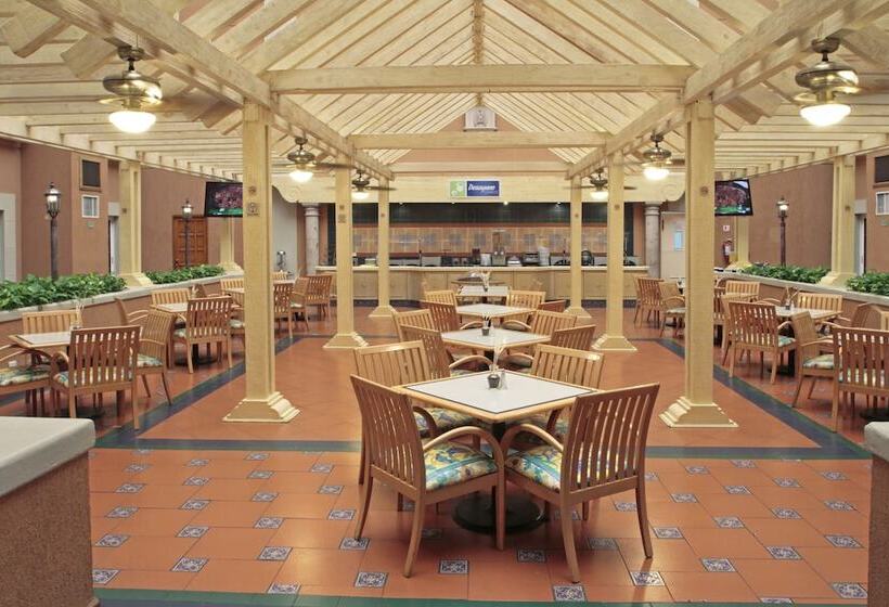 호텔 Holiday Inn Express Monterrey Galerias San Jeronimo, An Ihg