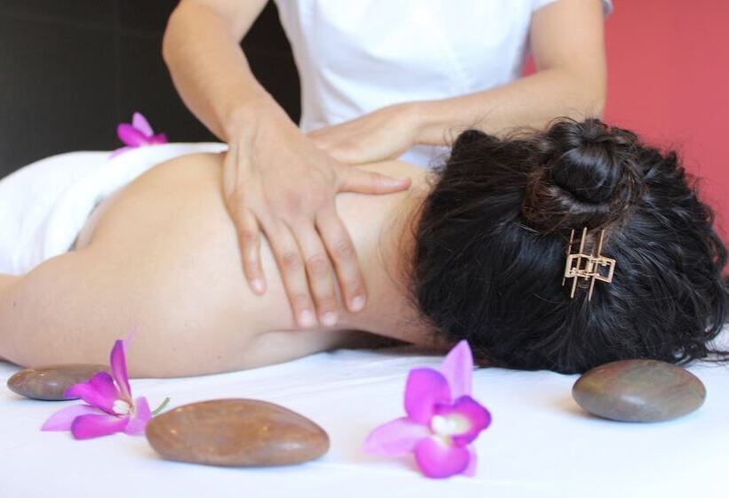 هتل Holiday Inn Mexico Dali Airport, An Ihg