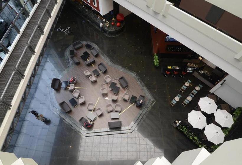 هتل Holiday Inn Mexico Dali Airport, An Ihg