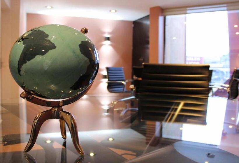 هتل Holiday Inn Mexico Dali Airport, An Ihg