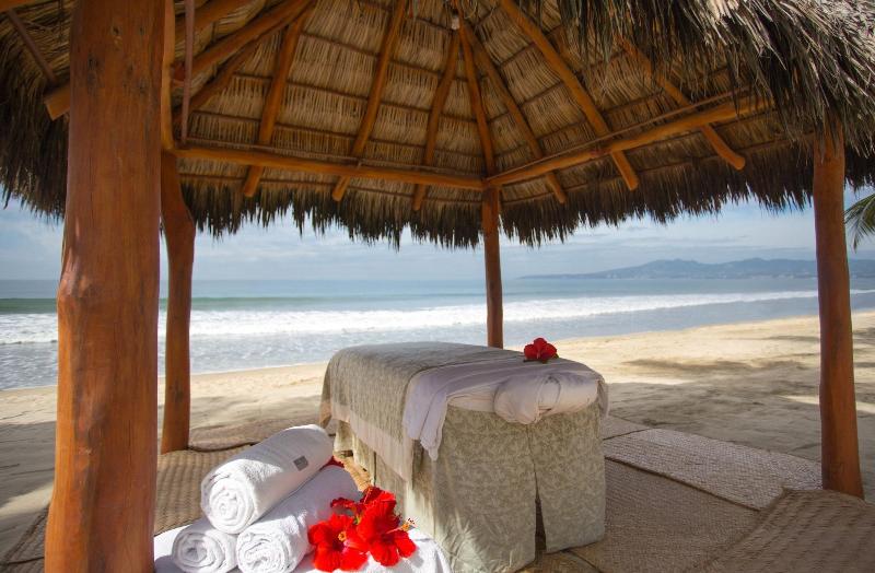 Отель Marival Emotions Resort & Suites Riviera Nayarit By Mercure