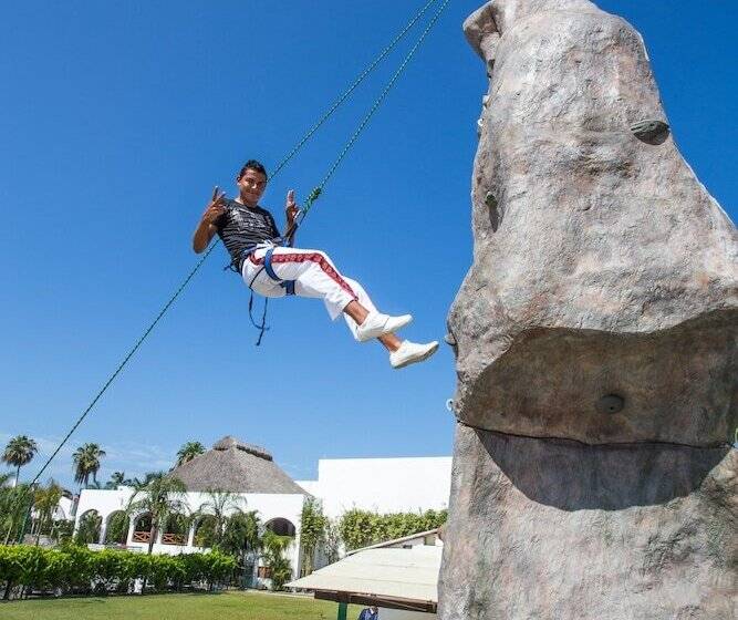 Отель Marival Emotions Resort & Suites Riviera Nayarit By Mercure