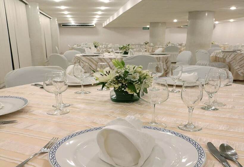 Отель Misión Mérida Panamericana