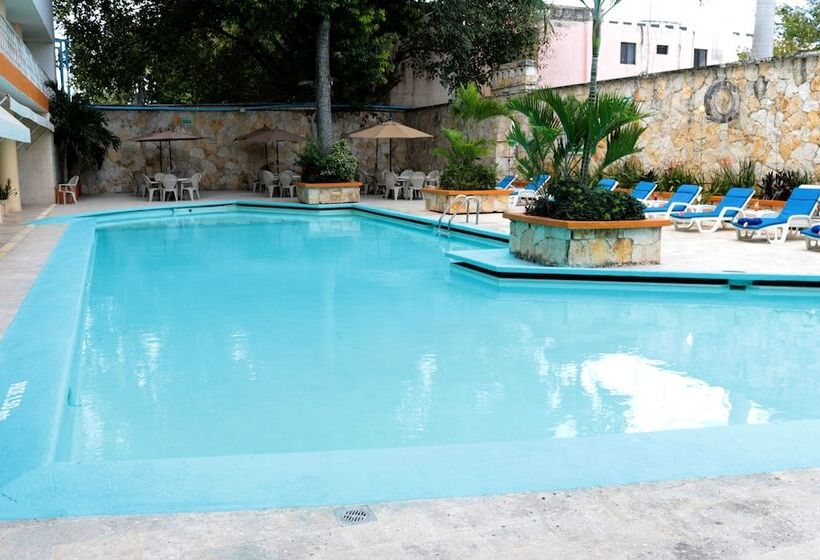 Отель Misión Mérida Panamericana