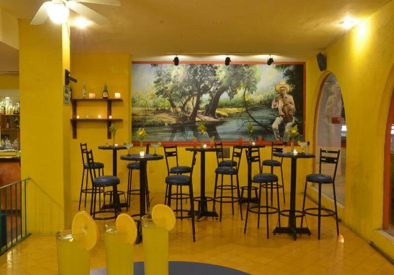 فندق Mision Ciudad Valles